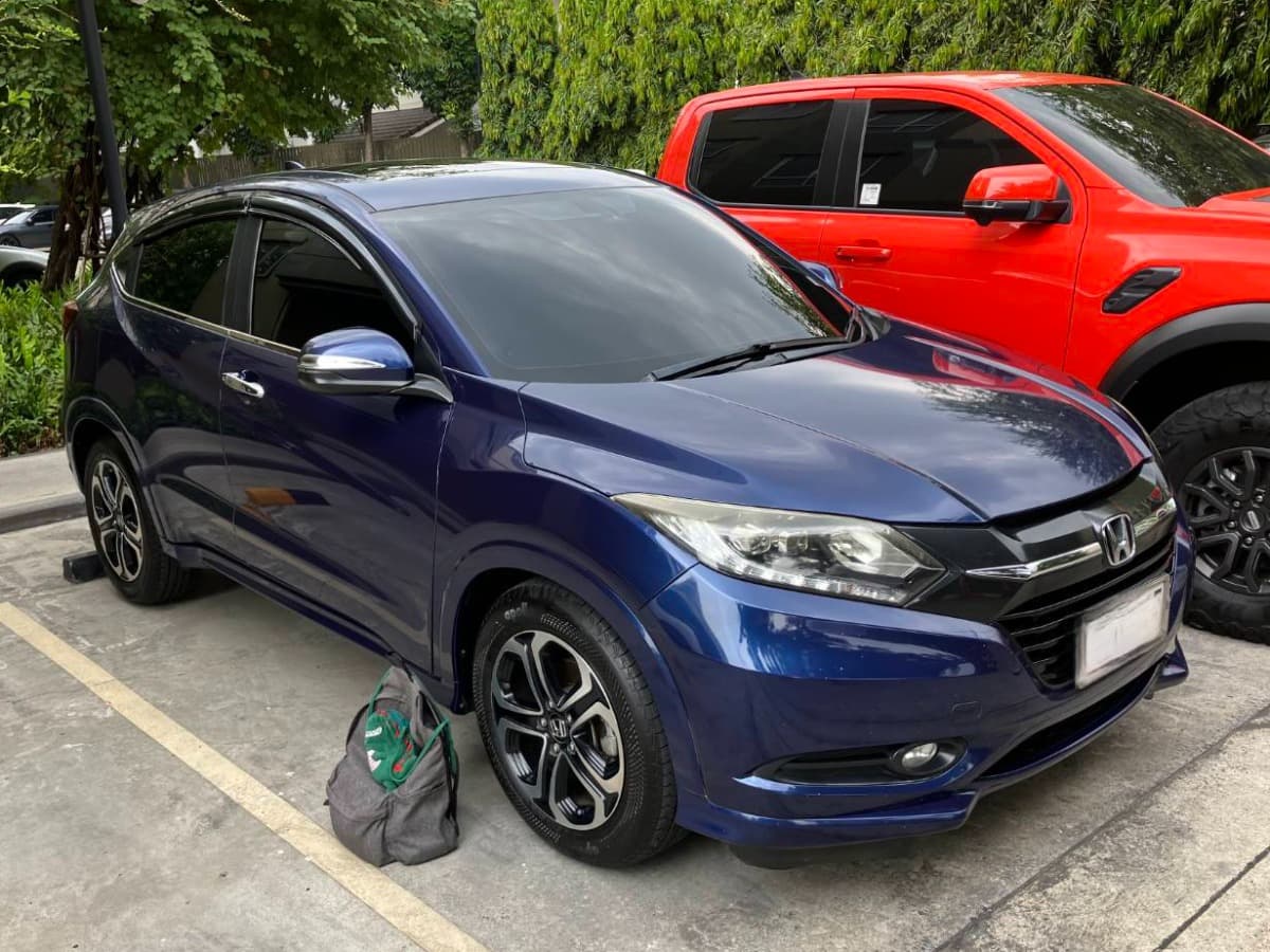 Buying a car in Thailand: Comparison between new and used cars